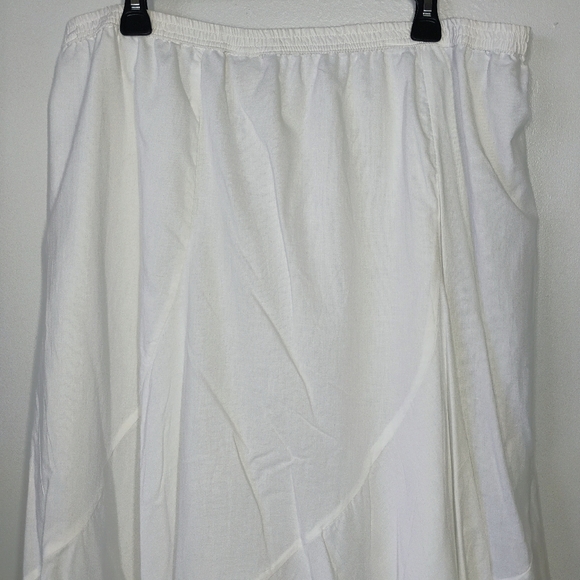 Metro Wear Floral Embroidered Flowy Midi Skirt White Cottage Boho Plus Size 3X - Picture 6 of 14